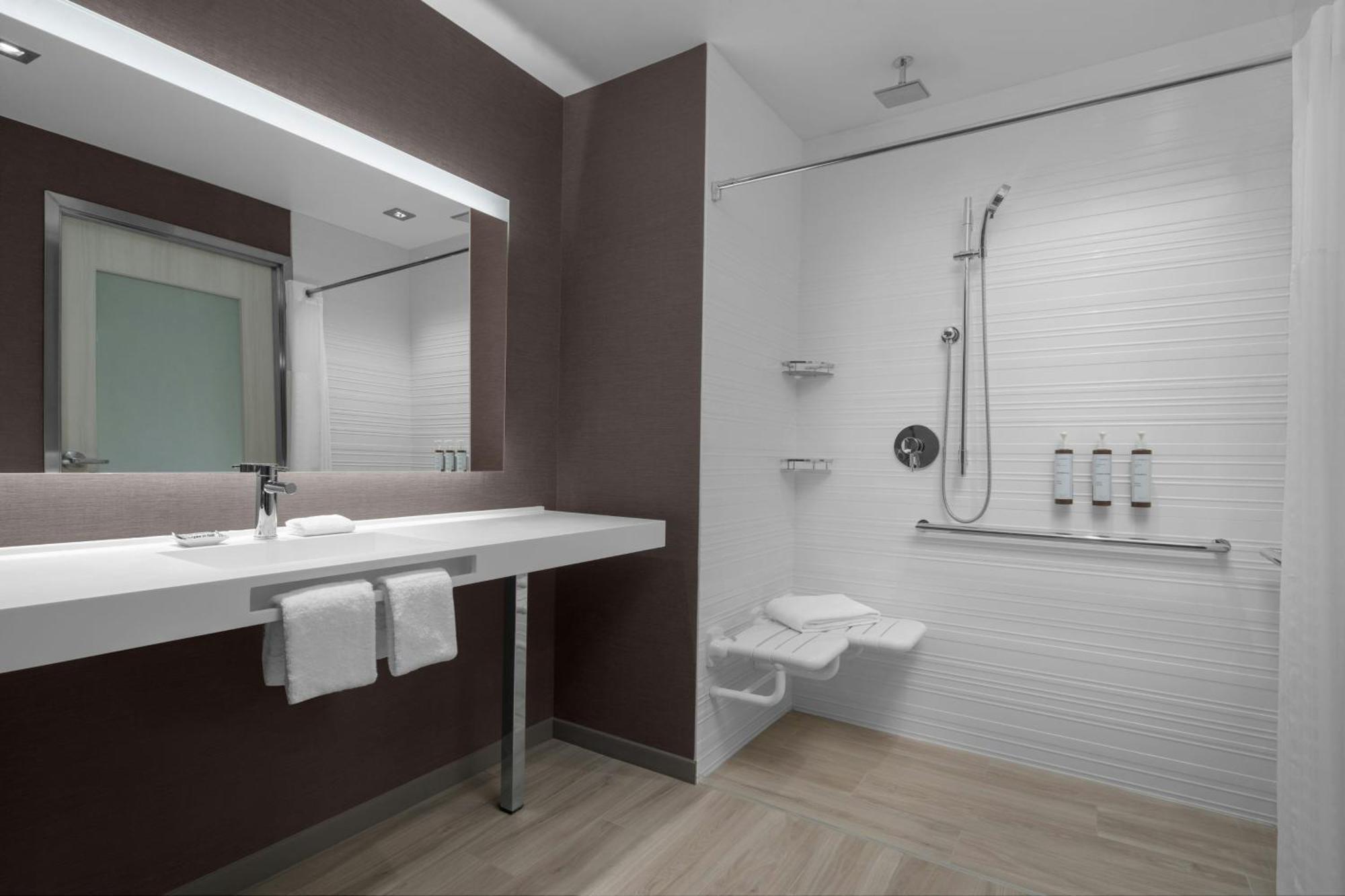 Ac By Marriott Dc Capitol Hill Navy Yard 4* Washington