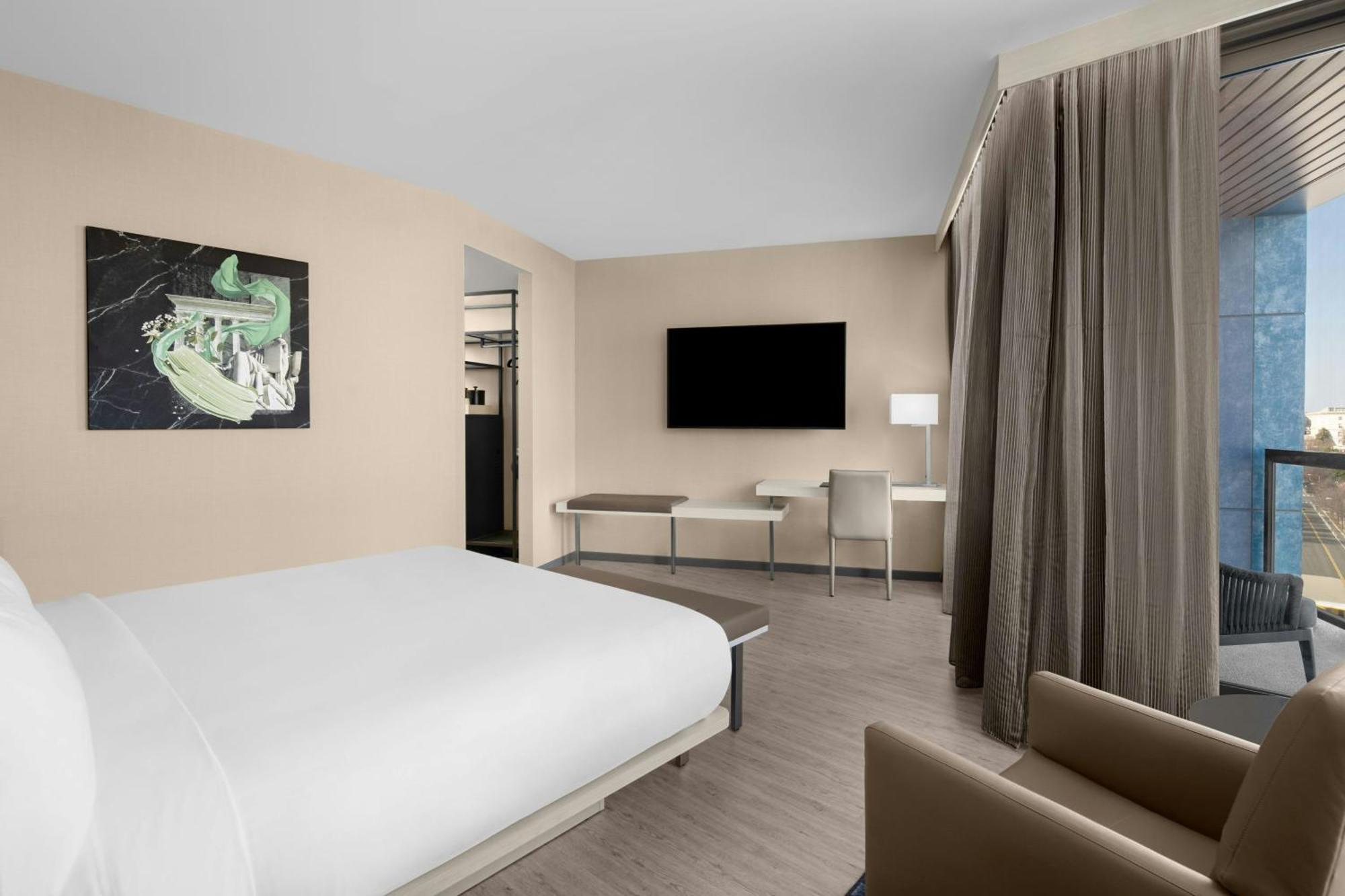 Ac By Marriott Dc Capitol Hill Navy Yard Hotel 4*